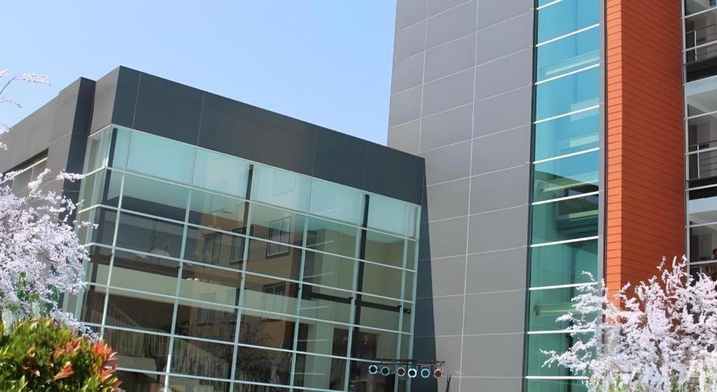 Grage Hotel Cirebon Exterior photo